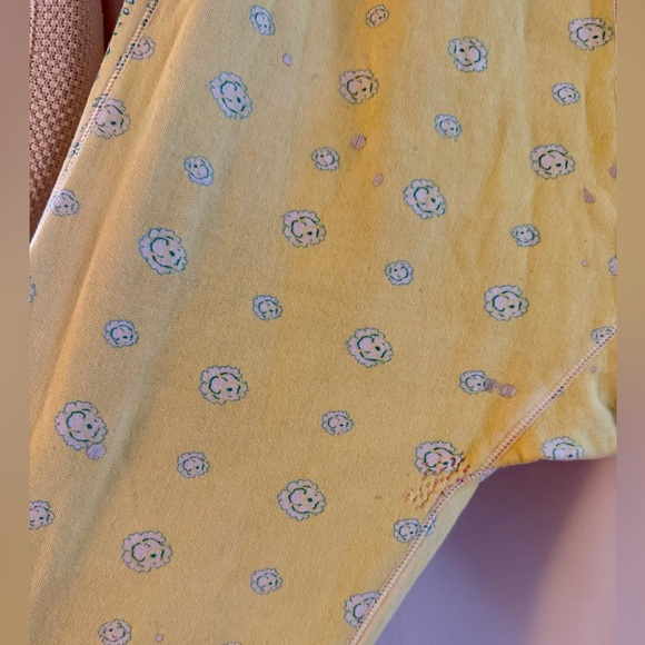 Magnolia Pearl Floral Joggers Pants - Picture 4 of 13